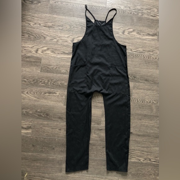 Jumpsuit - Picture 2 of 6